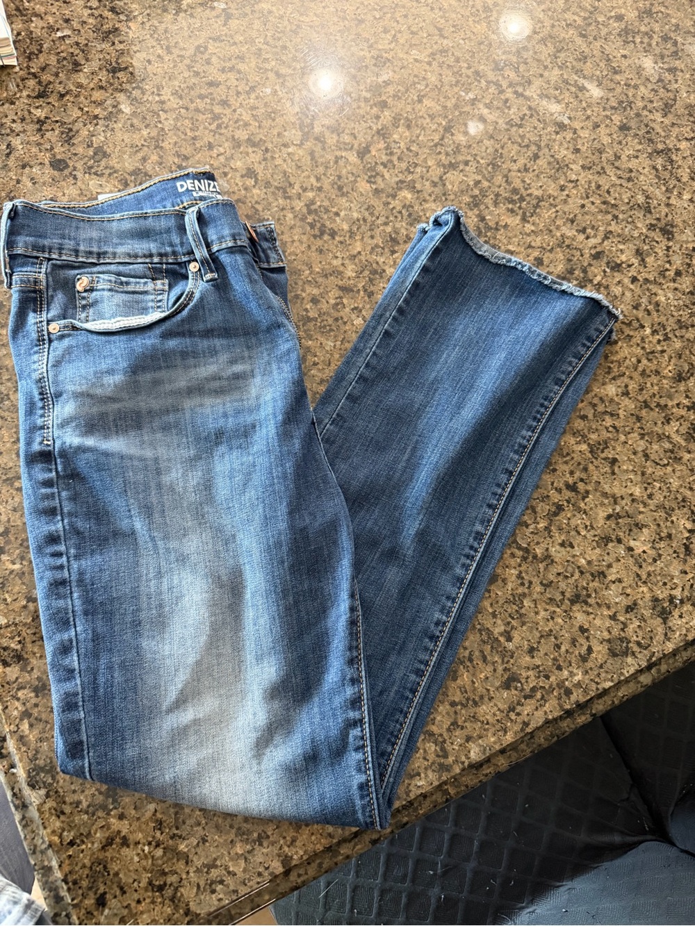 Levi's Denizen Women's Blue Straight-Leg Jeans